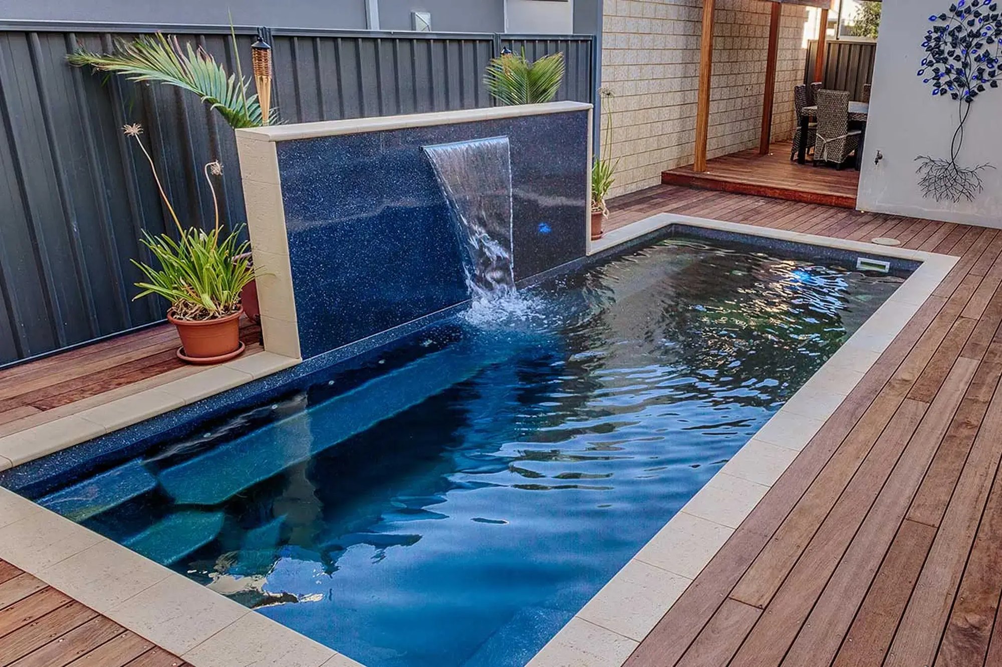 1-Whitsunday 5.5m with water feature