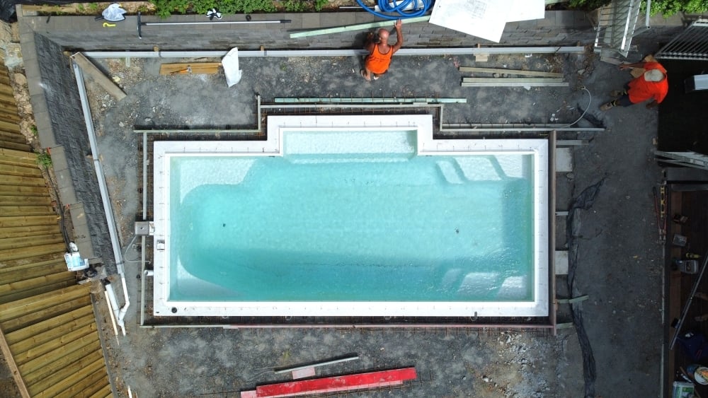Melbourne Pool Installation 