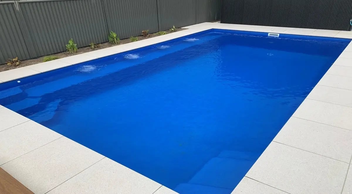 Whitsunday in AquaGuard-X Atlantic Shimmer Finish and Spa Jets