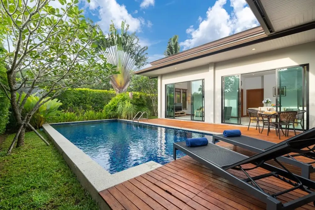 fibreglass pool