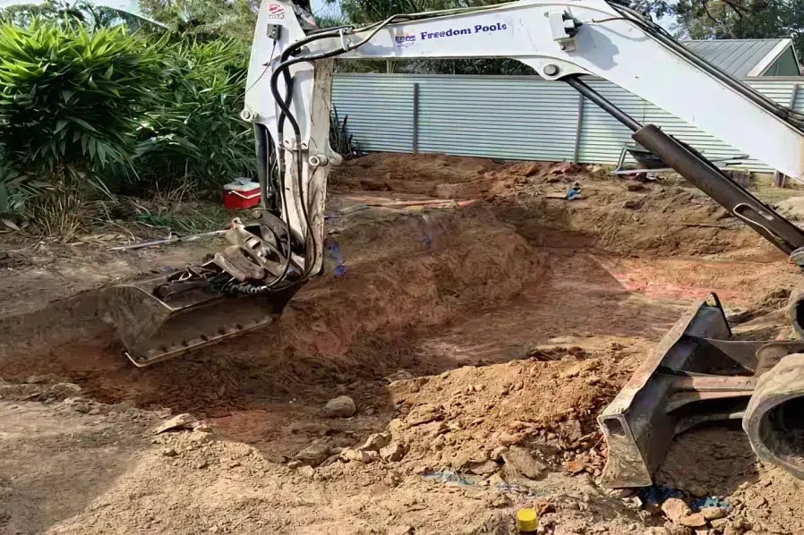 stage_2_excavation_and_bedding_preparation