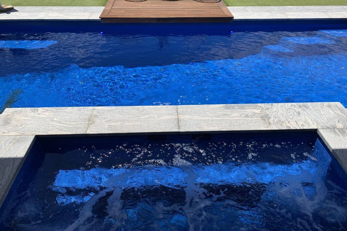 DIY Fibreglass Inground Pool - Daintree 7m Pool and Broome Spa Combo in Cascade