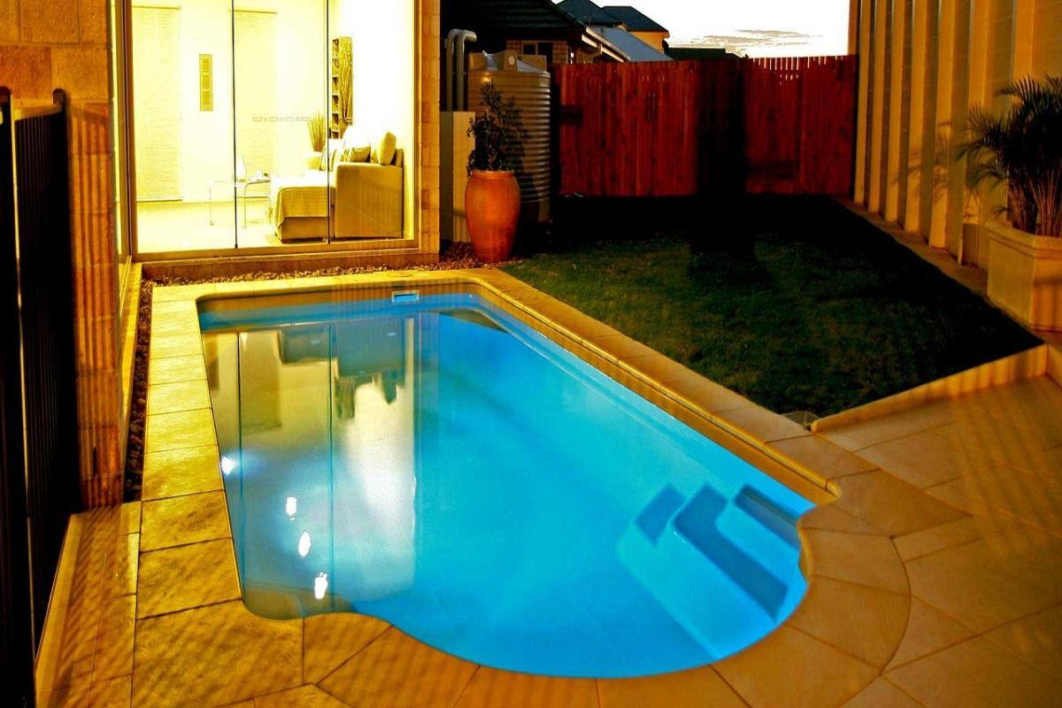 DIY Fibreglass Inground Pool - Ningaloo in Mid-Blue with Shimmer Finish