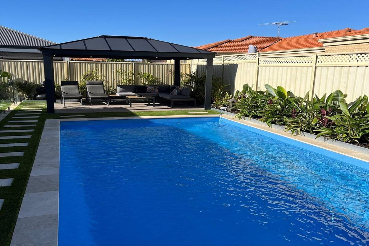 DIY Fibreglass Inground Pool - Whitsunday 8m in Mid-Blue