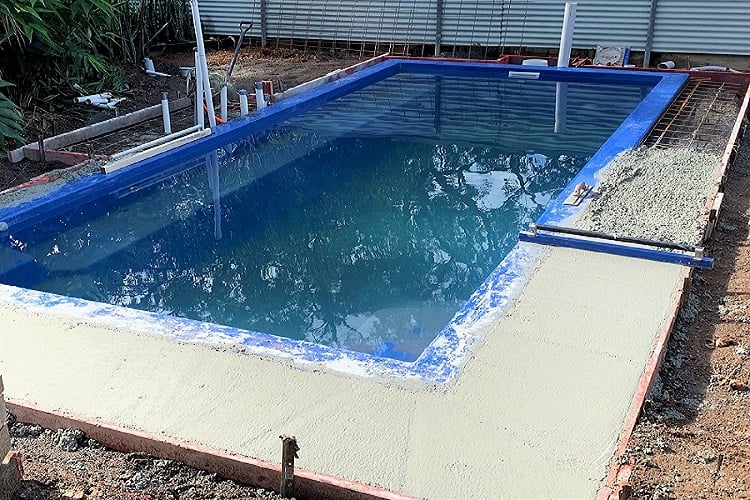 How long does it take to install a fibreglass pool?