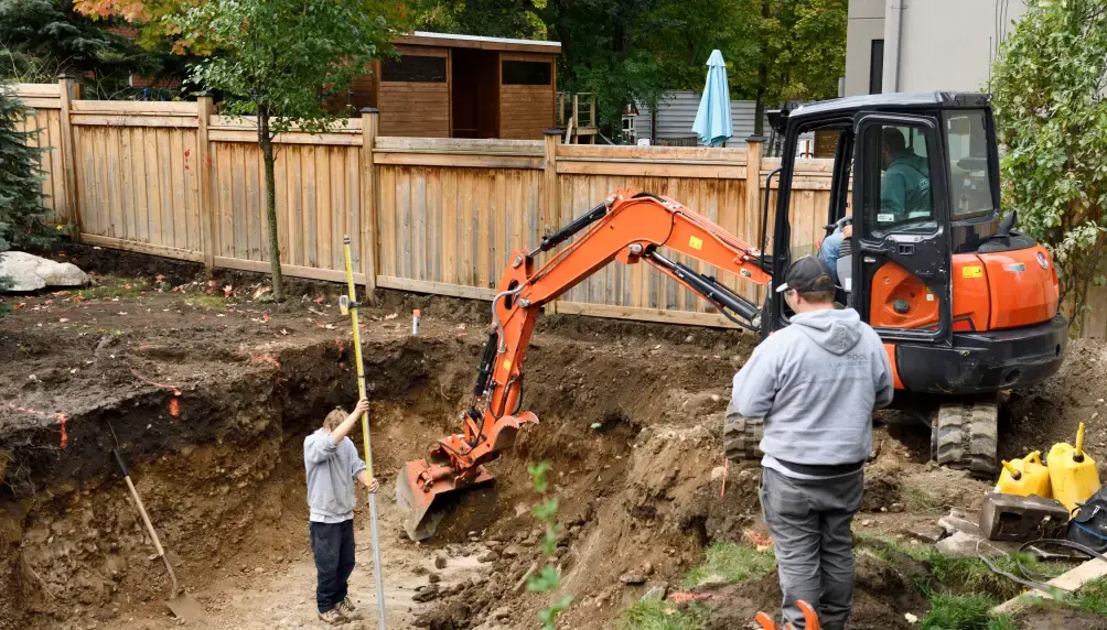ideal season to install pool